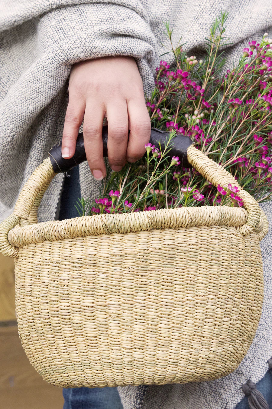Natural Baby Bolga Basket with Leather Handle