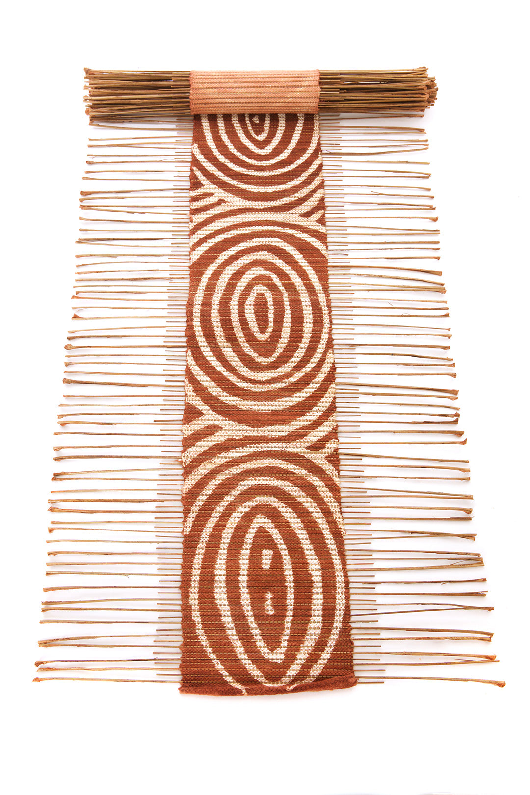 Brown and White Ripples Twig Runner